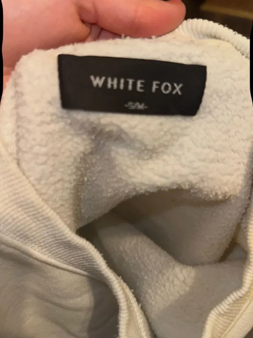 White fox sweatshirt small / medium - Picture 2 of 3
